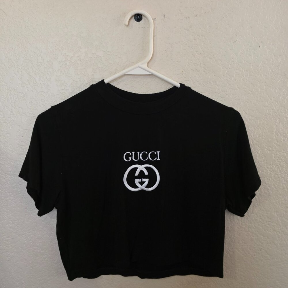 Black crop top